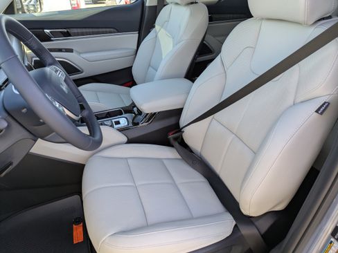 New 2025 Kia Telluride EX image 28