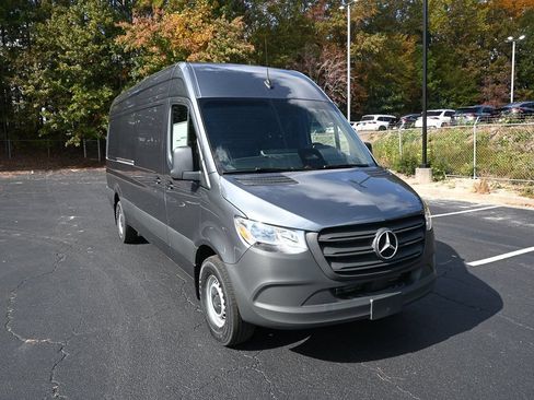 Used 2026 Mercedes-Benz Sprinter 2500 image 22