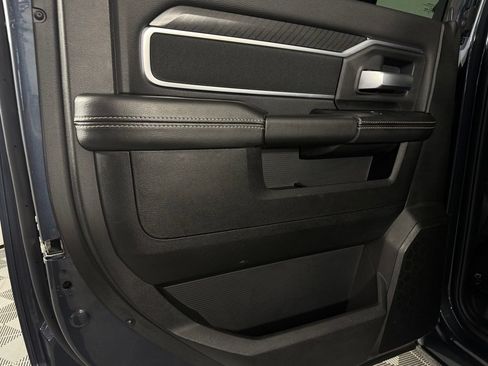 Certified 2025 RAM 2500 Big Horn AWD/4WD image 27