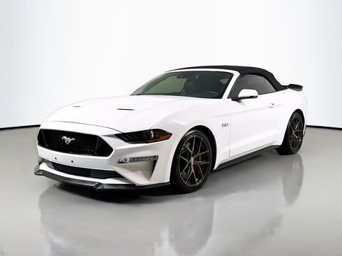 Used 2018 Ford Mustang GT Premium w/ GT Performance Package RWD image 2