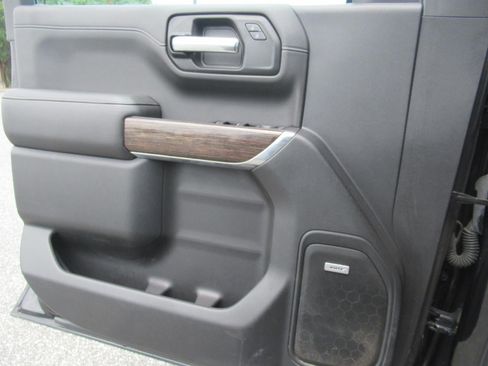 Used 2020 GMC Sierra 1500 Elevation w/ Elevation Value Package AWD/4WD image 22