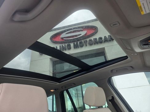 Used 2017 BMW X3 xDrive28i image 13