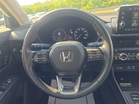 Used 2024 Honda CR-V EX-L image 19