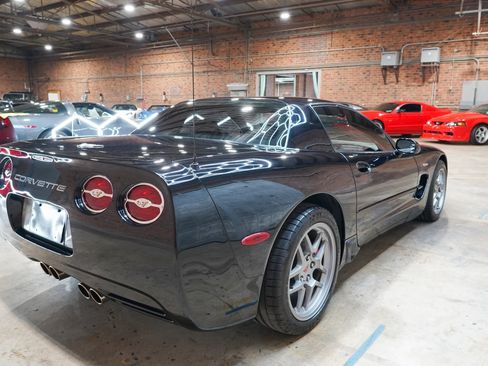 Used 2003 Chevrolet Corvette Z06 w/ Memory Package, 3 Drivers RWD image 17