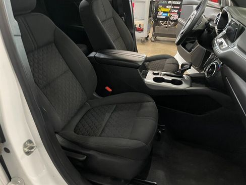 Used 2021 Chevrolet Blazer LT FWD image 17