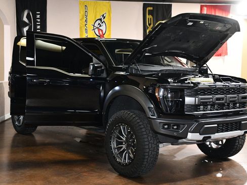 Used 2022 Ford F150 Raptor w/ Raptor 37 Performance Package AWD/4WD image 89