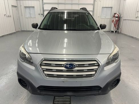 Used 2017 Subaru Outback 2.5i AWD/4WD image 11