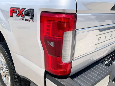 Used 2017 Ford F250 Platinum w/ Platinum Ultimate Package AWD/4WD image 28
