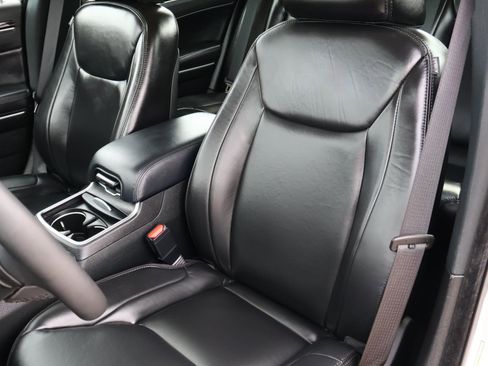 Used 2023 Chrysler 300 Touring L w/ Popular Equipment Group image 14