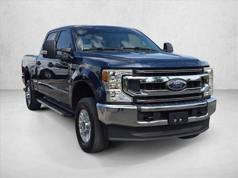Used 2020 Ford F250 XL w/ STX Appearance Package AWD/4WD image 3