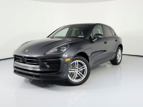 New 2026 Porsche Macan AWD/4WD image 6