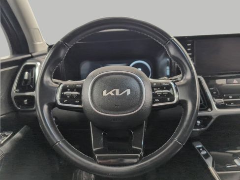 Used 2023 Kia Sorento SX AWD/4WD image 5