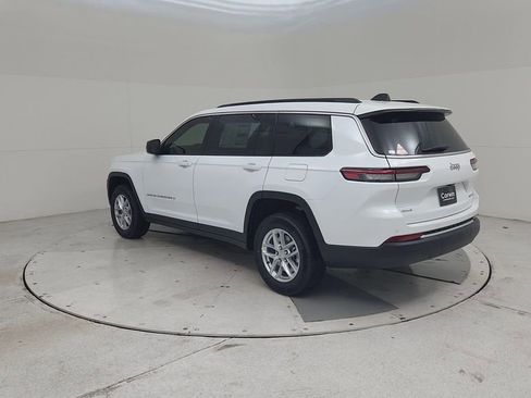 New 2025 Jeep Grand Cherokee L Laredo image 12