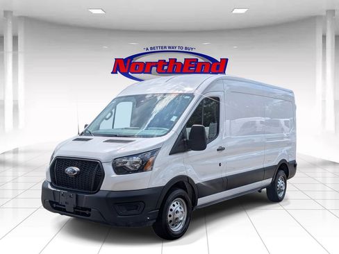 Used 2024 Ford Transit 250 148 Medium Roof Extended AWD image 3