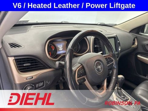 Used 2018 Jeep Cherokee Limited AWD/4WD image 21