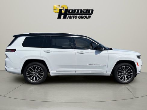 Used 2022 Jeep Grand Cherokee L Summit AWD/4WD image 6