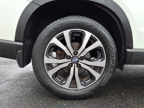 Used 2020 Subaru Forester Limited image 7