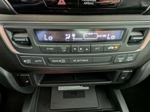 Used 2023 Honda Passport TrailSport image 24