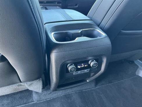 Certified 2025 Buick Enclave Sport Touring FWD image 24