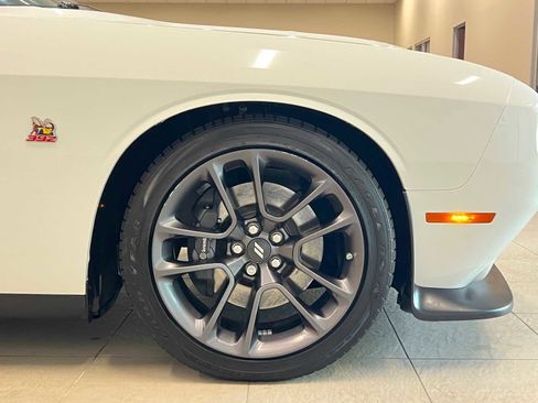 Used 2023 Dodge Challenger R/T Scat Pack image 7