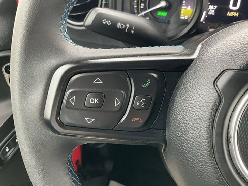 Used 2024 Jeep Wrangler Unlimited Rubicon 4xe image 5