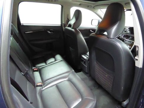 Used 2015 Volvo XC70 T6 image 28