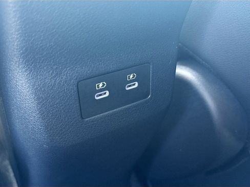 Used 2026 Nissan Kicks SR FWD image 25