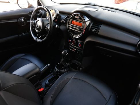 Used 2015 MINI Cooper 2-Door Hardtop image 21