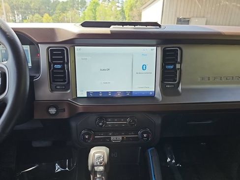Used 2023 Ford Bronco Outer Banks AWD/4WD image 20