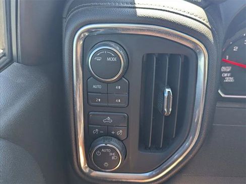 Used 2020 Chevrolet Silverado 1500 LT w/ Texas Edition AWD/4WD image 8