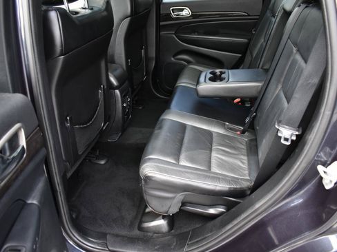 Used 2013 Jeep Grand Cherokee Altitude RWD image 24