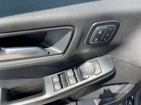 Used 2024 Ford Escape Platinum AWD/4WD image 13