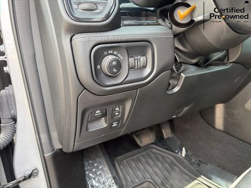 Used 2025 RAM 1500 Limited AWD/4WD image 72