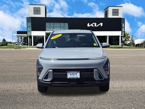 Used 2025 Hyundai Kona SE AWD/4WD image 3