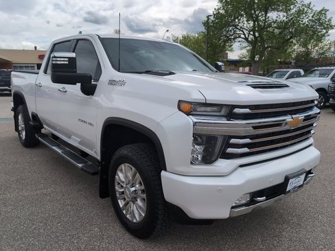 Used 2023 Chevrolet Silverado 3500 High Country w/ Safety Package II AWD/4WD image 4