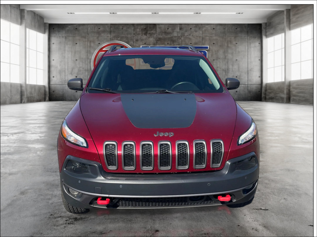 Used 2016 Jeep Cherokee Trailhawk w/ Comfort/Convenience Group AWD/4WD image 2