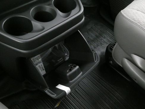New 2025 GMC Savana 3500 w/ Driver Convenience Package RWD image 17