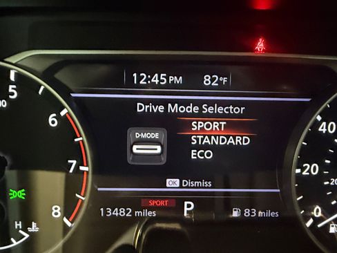 Used 2025 Nissan Rogue SV FWD image 36