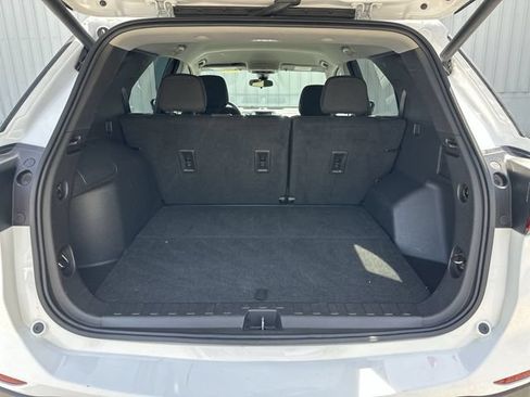 Used 2024 Chevrolet Equinox LT AWD/4WD image 21
