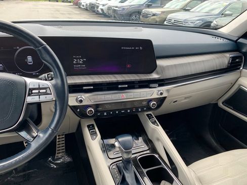 Used 2024 Kia Telluride SX Prestige AWD/4WD image 12