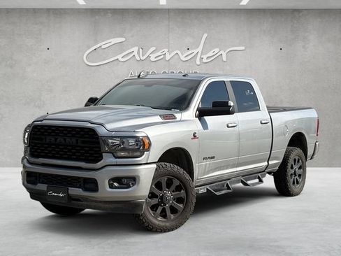 Used 2022 RAM 2500 Big Horn w/ Night Edition AWD/4WD image 1