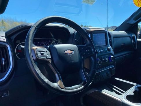 Used 2021 Chevrolet Silverado 2500 High Country AWD/4WD image 32