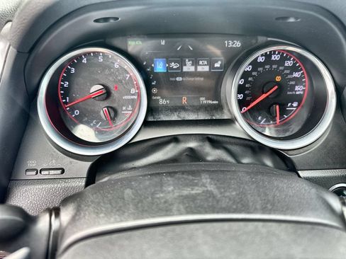 Used 2020 Toyota Camry XSE FWD image 30