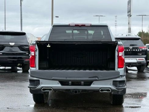 Used 2025 Chevrolet Silverado 1500 High Country image 39