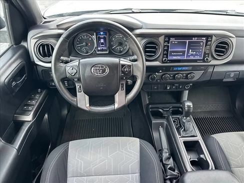 Used 2021 Toyota Tacoma TRD Off-Road AWD/4WD image 16