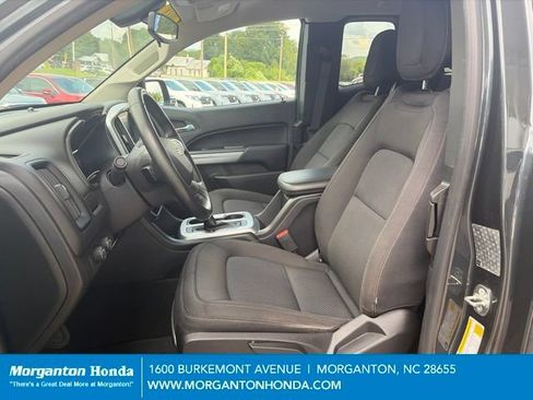 Used 2018 Chevrolet Colorado LT AWD/4WD image 13