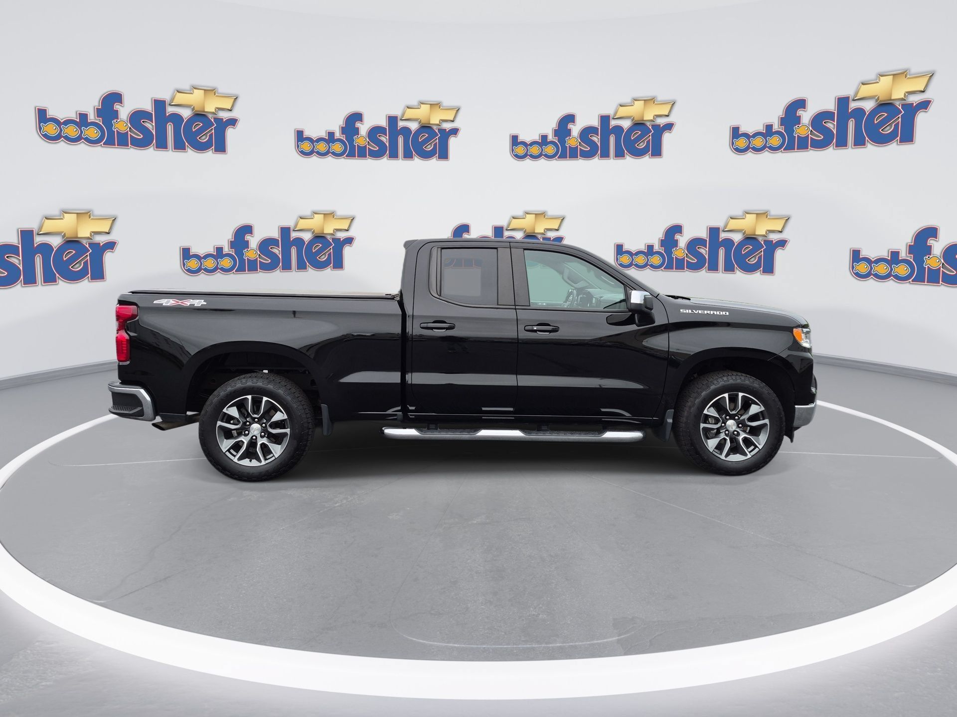 Certified 2024 Chevrolet Silverado 1500 LT AWD/4WD image 2