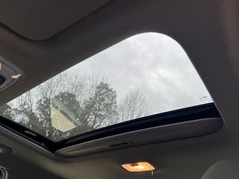 Certified 2025 Hyundai Elantra SEL image 35