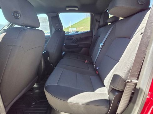 Used 2024 Chevrolet Colorado Trail Boss w/ LPO, Dark Essentials Package AWD/4WD image 10
