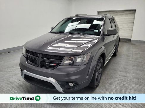 Used 2019 Dodge Journey Crossroad FWD image 1